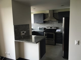ALQUILER DE AMPLIO APARTAMENTO  - SANTA SOFIA, ZONA 10  - 4