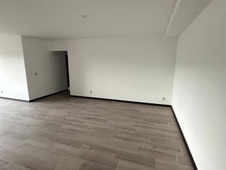 ✨🏙️ Zona 14, edificio Segheria, apartamento en renta, 3 habitaciones, 136 m² ✨ - Image 8