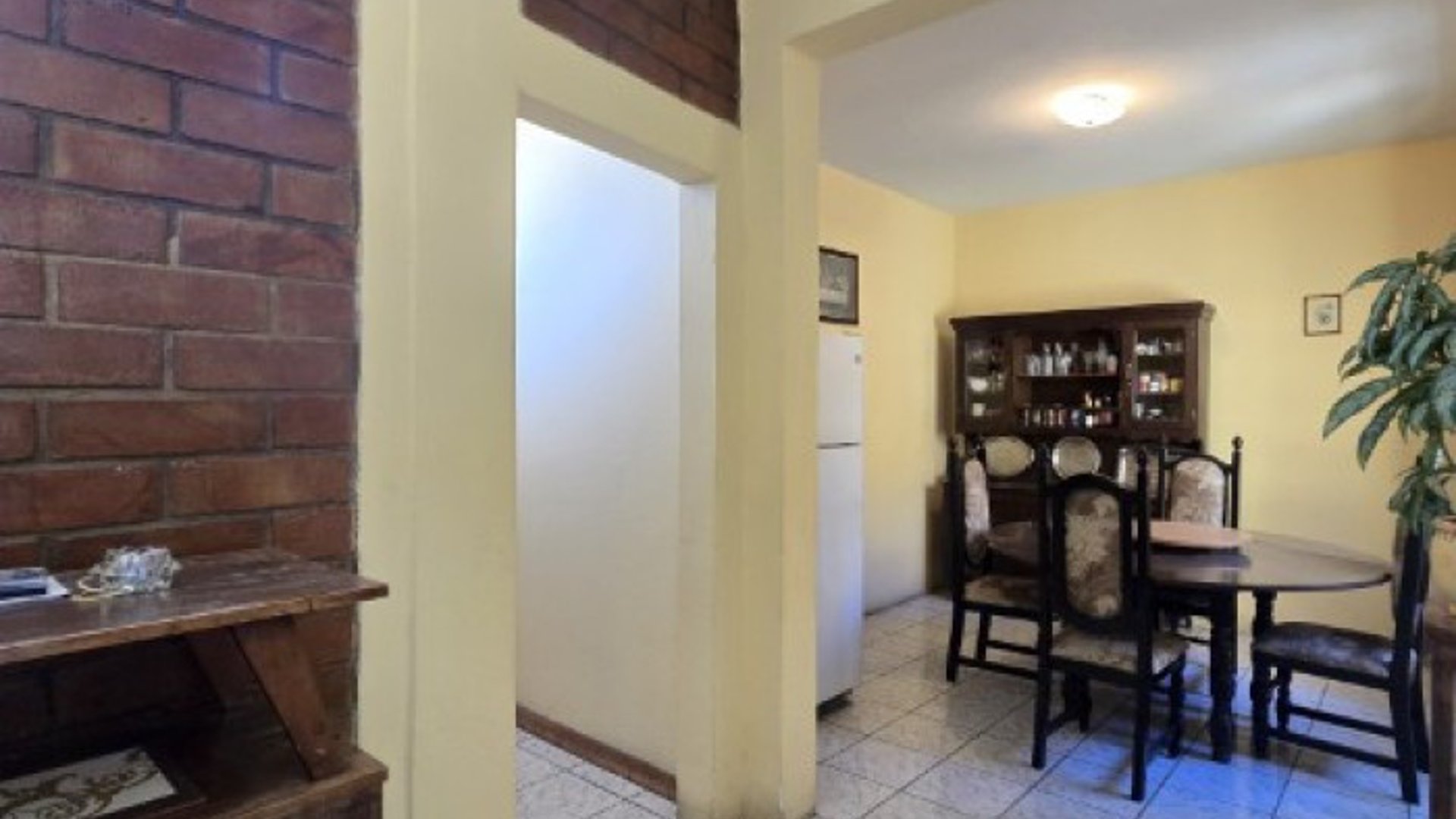 Casa Sola Residencial en Venta Zona 5 Ciudad Guatemala - Miniatura 2