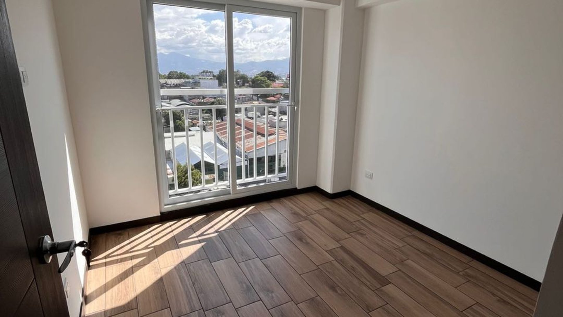 Apartamento En Renta en Torre Pamplona Zona 13 - Miniatura 3