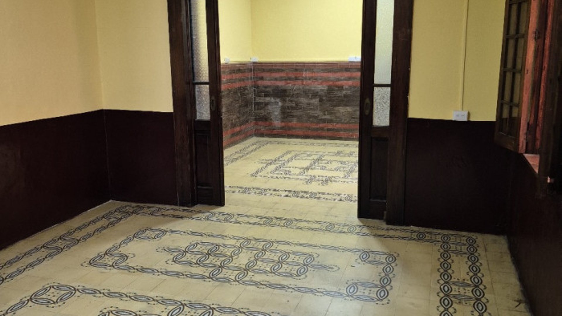 Rento Casa Grande para Oficinas o entidades en zona 2 - Miniatura 2