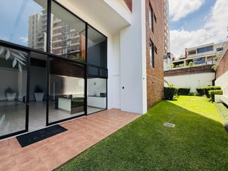 Venta de Hermoso Apartamento - Ikaria, Zona 15 - Image 20