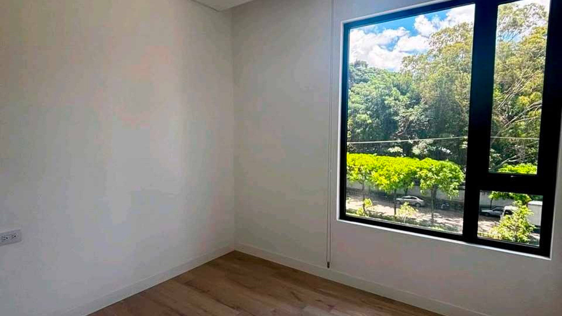 APARTAMENTO EN ALQUILER ???? Edificio Ferre Diez, Zona 10 - Miniatura 6