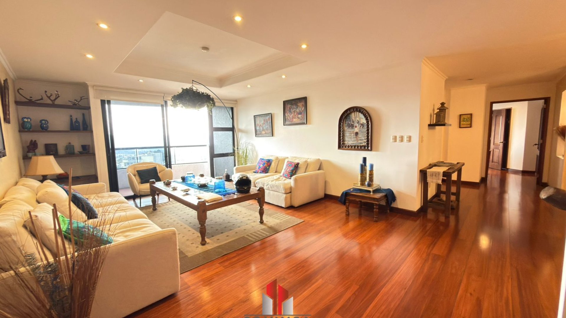 Apartamento amueblado en renta en zona 14 / Bellagio