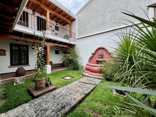 Venta/Renta de linda casa de 4 dormitorios en Portal de Antigua - 2