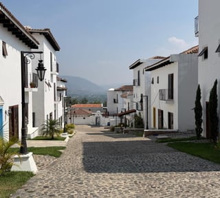 En venta casa de 4 dormitorios muy cerca de Antigua Gt