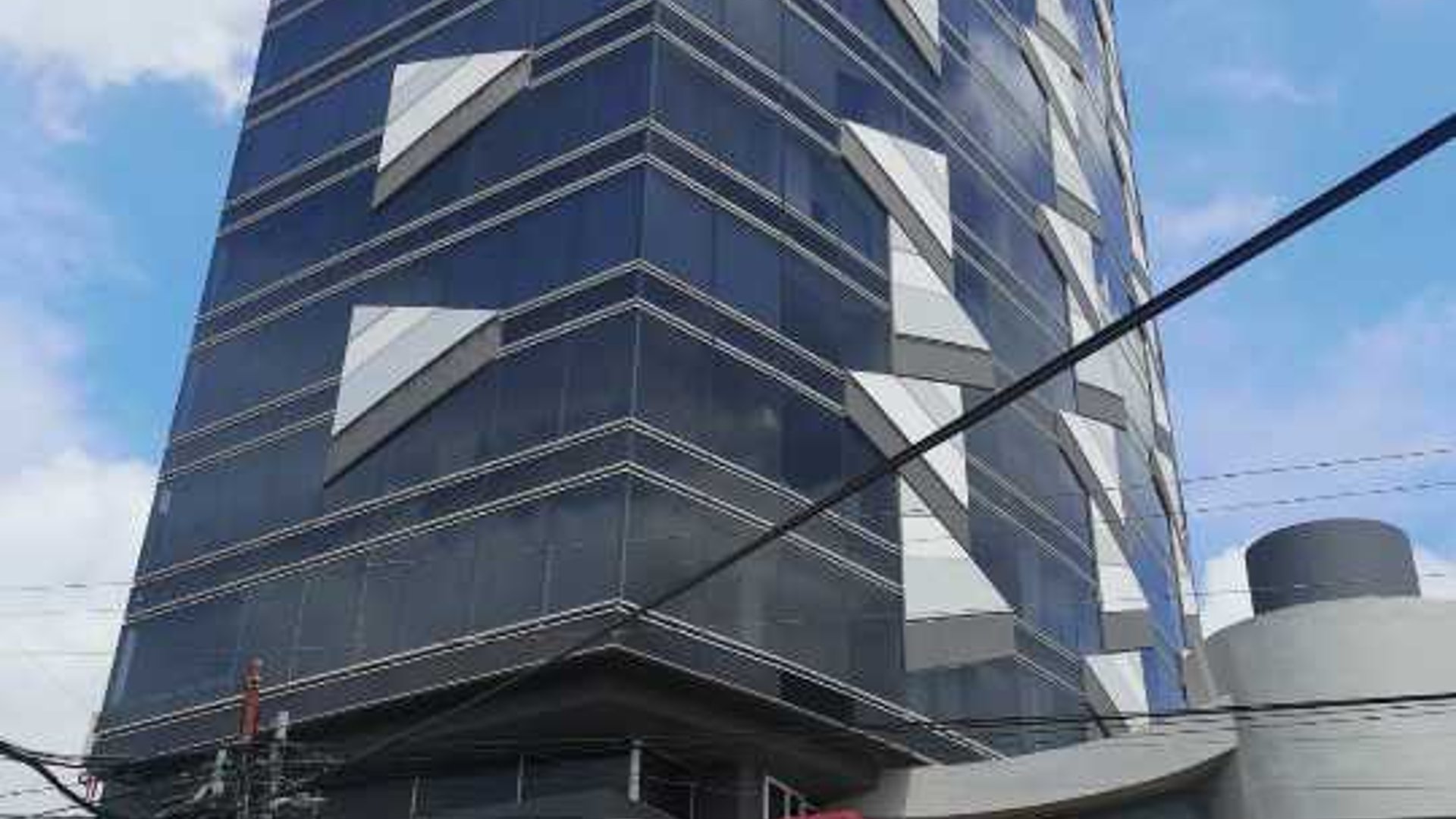 Vendo Apartamento en Torre Nova en zona 13  - Image 1