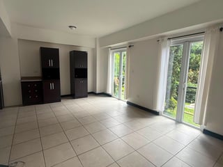 Apartamento en Venta en Hexa Cañadas 16, zona 16, de 3 Habitaciónes, Primer Nive - 5