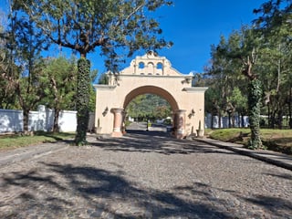 TERRENO EN VENTA  DENTRO CONDOMINIO EN ANTIGUA G, - 4