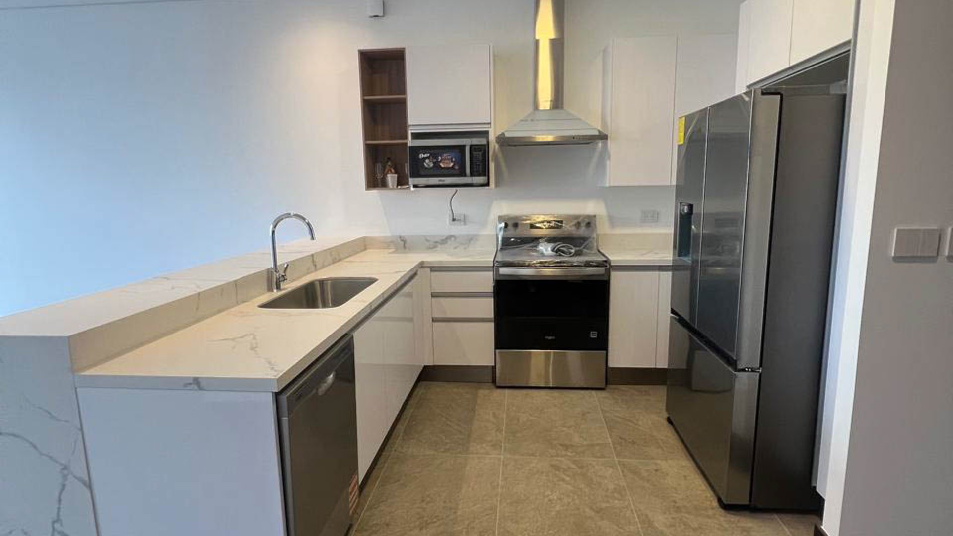 PENTHOUSE EN RENTA NOGALES DE CAYALA