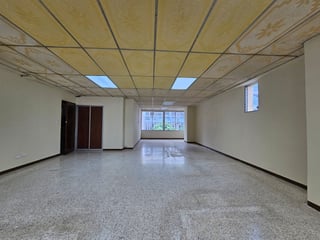 RENTA Oficina Zona 1 - 2