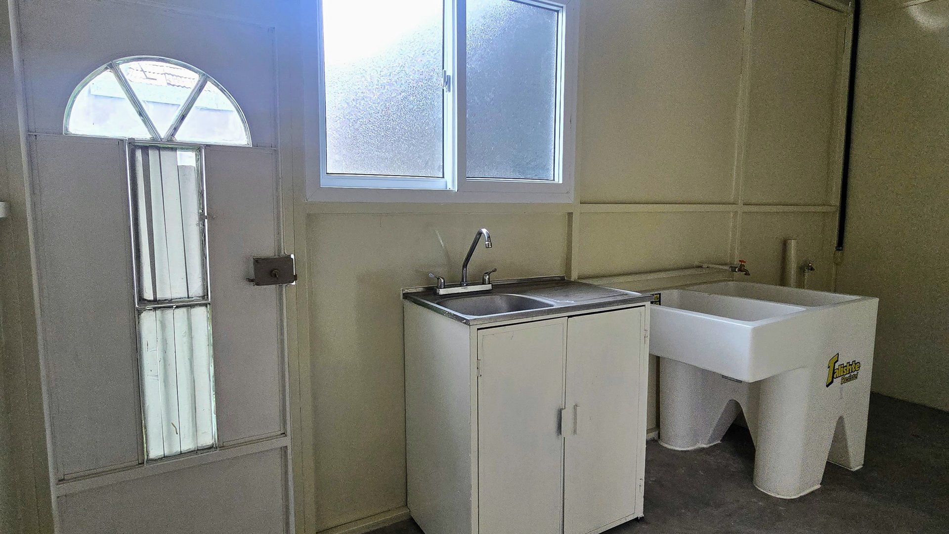 Apartamento en Renta en Zona 13, sector de Pamplona - Miniatura 8