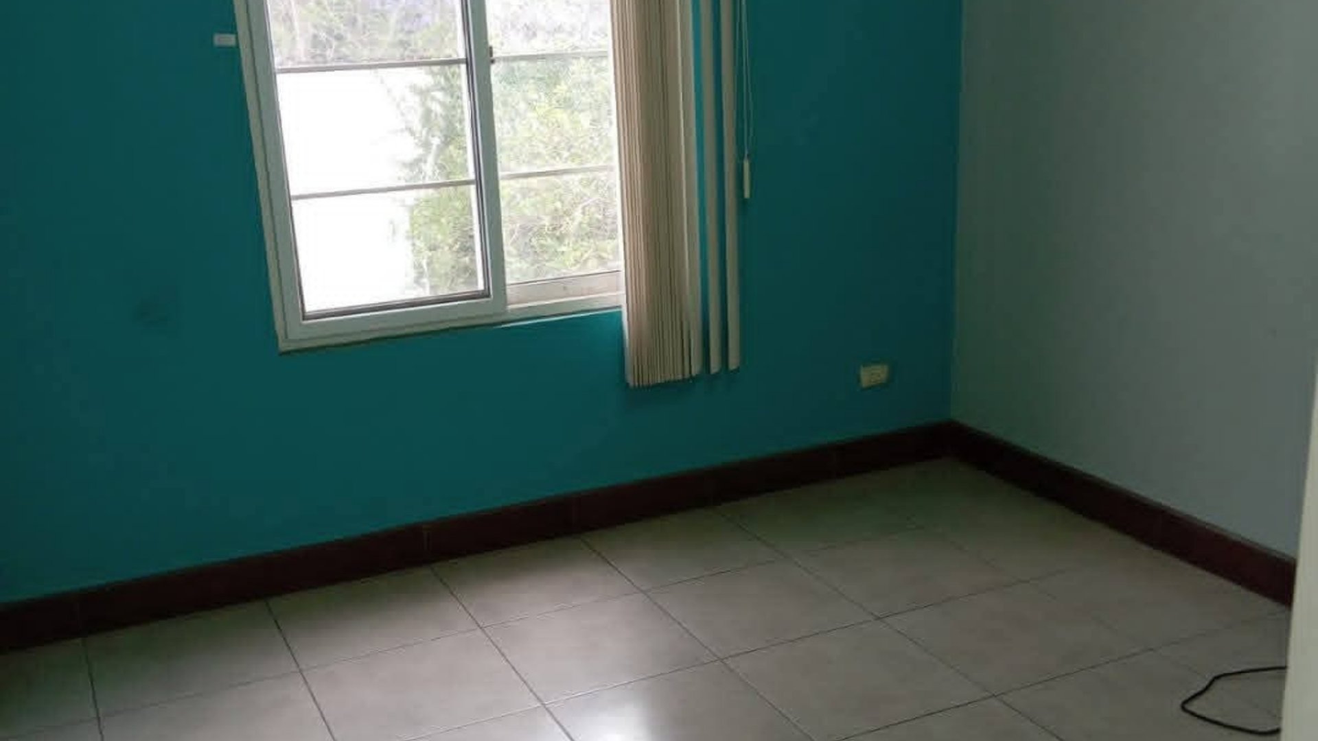Rento Casa  en Colonia Montesano, zona 16 (atrás del hospital militar) - Miniatura 5