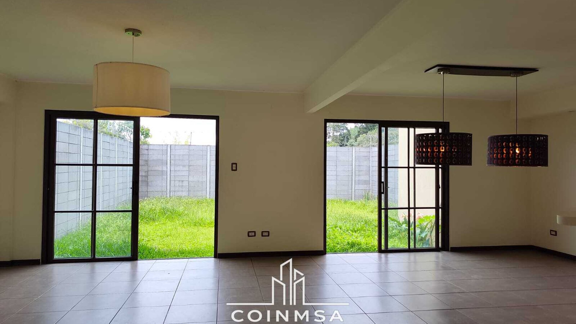 Casa en Venta y Renta zona 16 / Villas Suiza - Miniatura 2