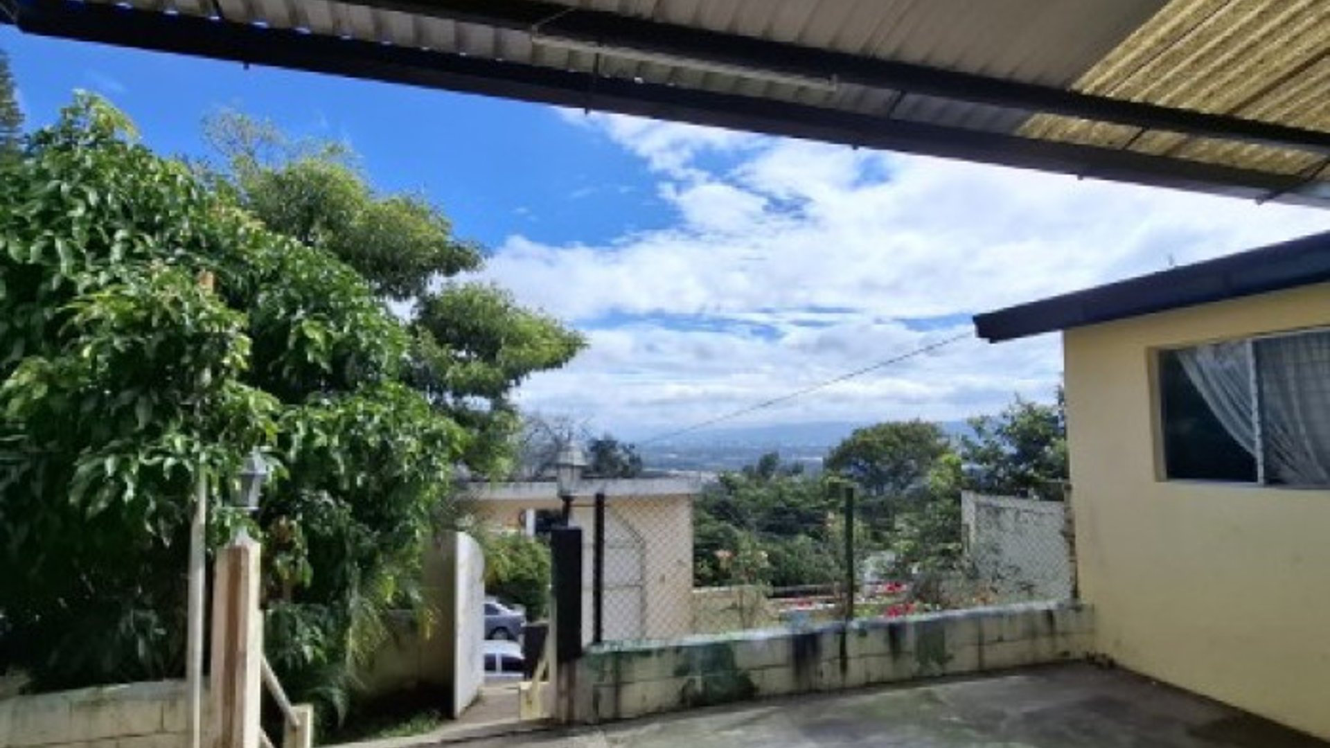Ofi-Bodega en Venta San Cristóbal Zona 8 de Mixco - Miniatura 5