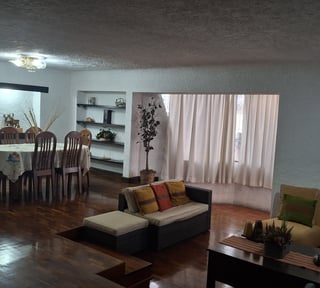 Apartamento amueblado en renta zona 10 / Las Cañas