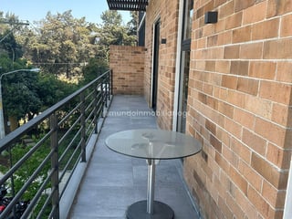 APARTAMENTO AMUEBLADO EN RENTA ZONA 10 - 5