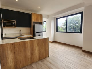 Apartamento en venta en la zona 14 la Villa - Image 6