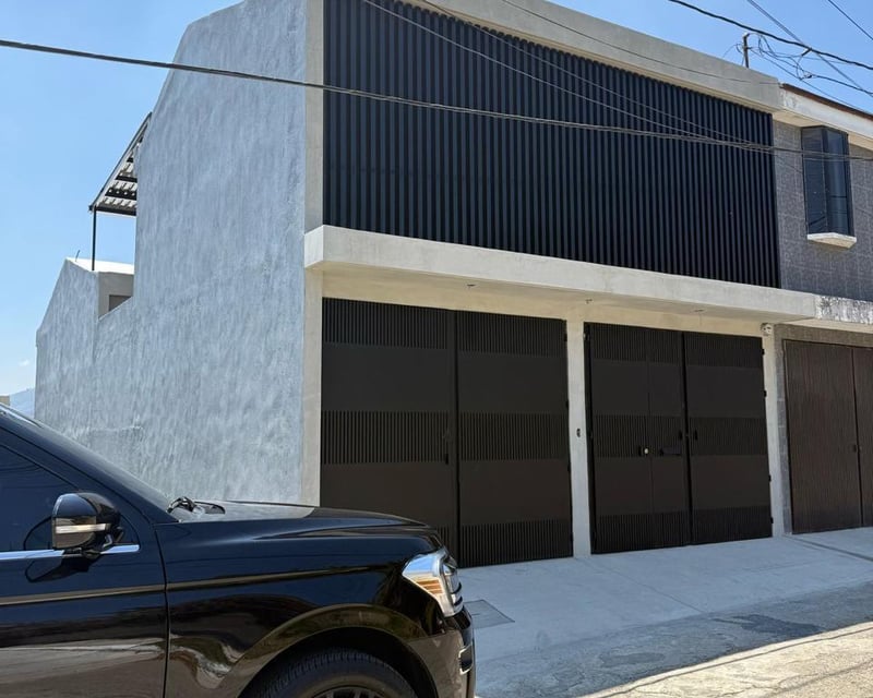 Casa en Venta en Loma Real, San Cristóbal zona 8 de Mixco
