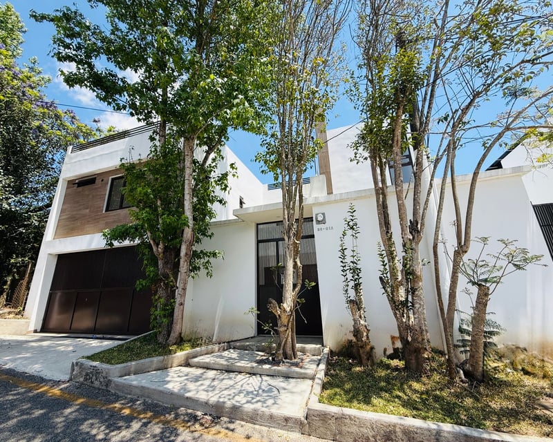 VENTA DE HERMOSAS CASAS - ARRAZOLA 1, KM 17.5 CES