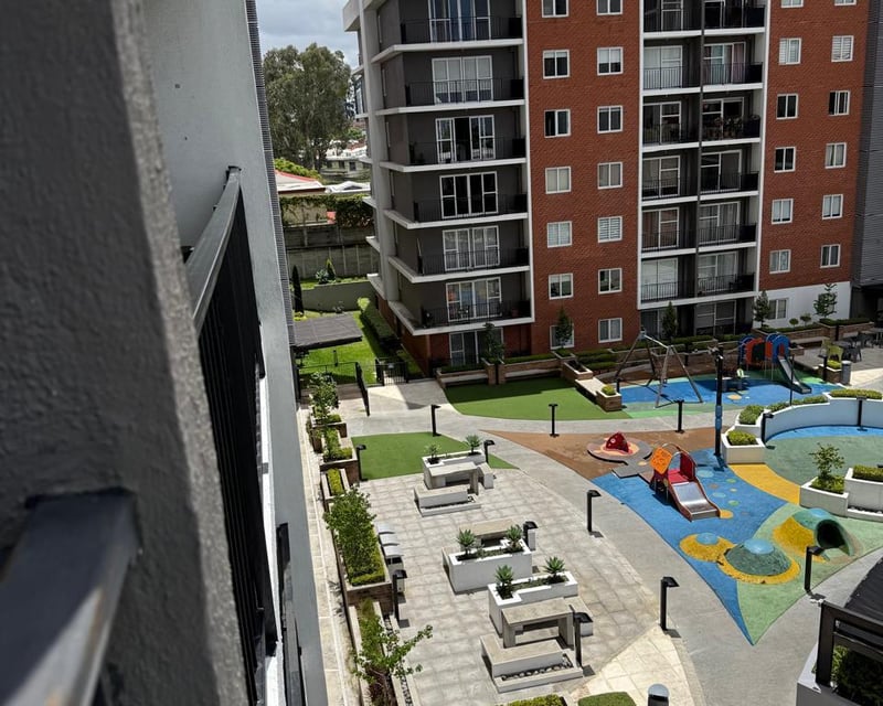 Apartamento en venta - 2 habitaciones y piscina en zona 11 Ref-5973