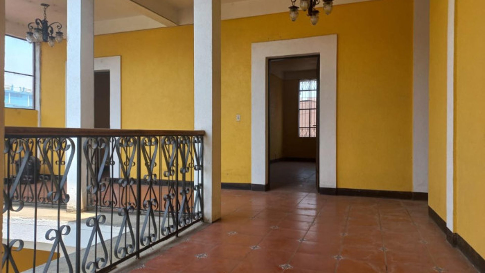 En Venta hotel en el centro histórico Quetzaltenango - Miniatura 11