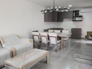 Hermosa Casa En Venta - En Colonia Hacienda Real Zona 16 - 2