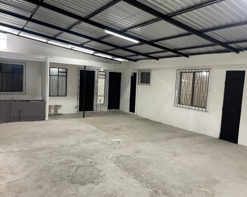 Propiedad Comercial en renta en zona 15
