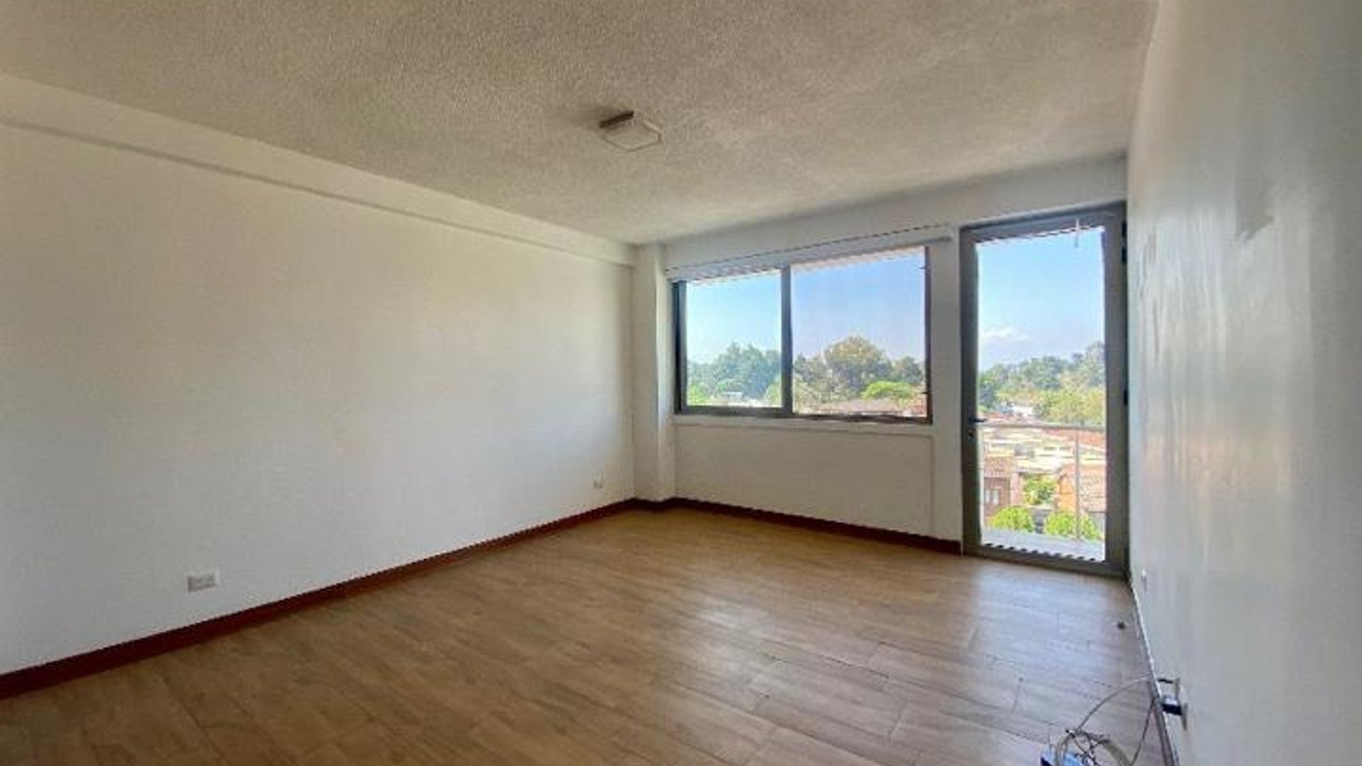 Apartamento en Renta de 2 Dormitorios en Zona 14 - Miniatura 5