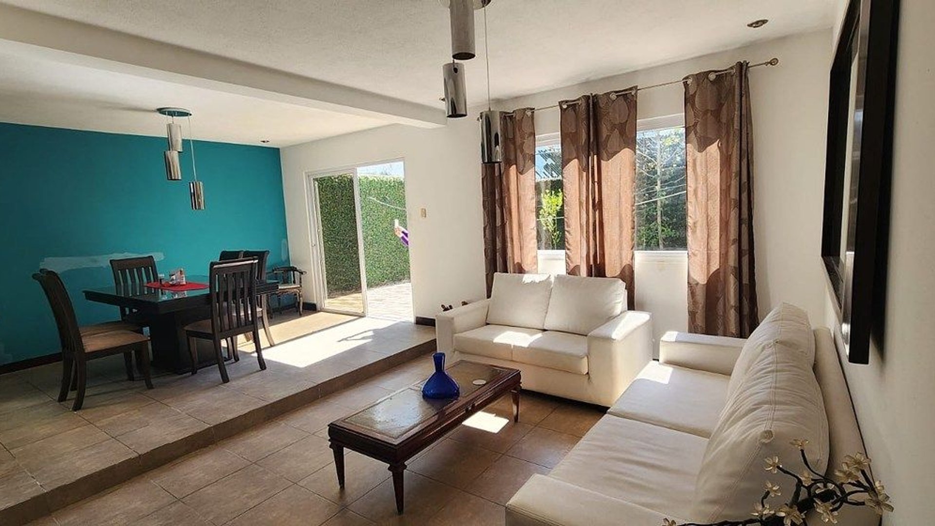 Casa en venta – Zona 16 Condominio Hacienda Real