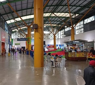 Locales comerciales en renta – Centrasur / CENMA, zona 12