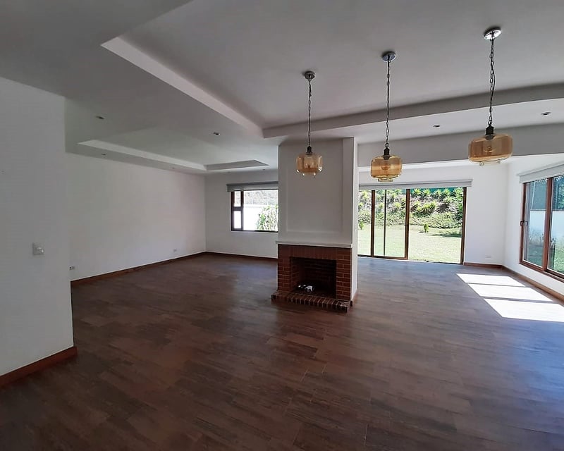 📍 CASA EN RENTA – 4 HAB | CONDOMINIO ALTO VALLE | CAES KM. 12.5