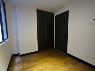 Apartamento en venta Villa Mariscal zona 11 - Image 9