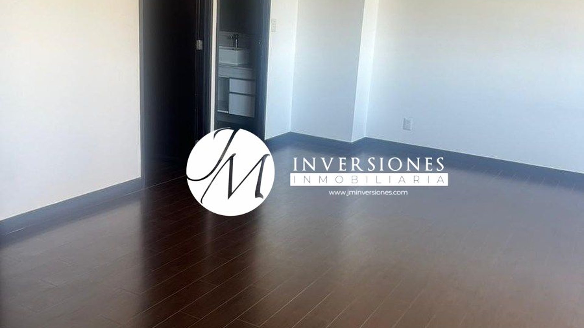 Apartamento en renta de 2 dormitorios en zona 14 - Miniatura 4