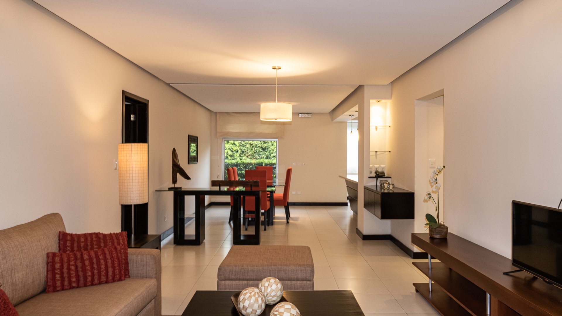 Apartamento amueblado, 2 habitaciones en alquiler zona 10