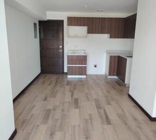 Alquiler apartamento tres habitaciones zona 12