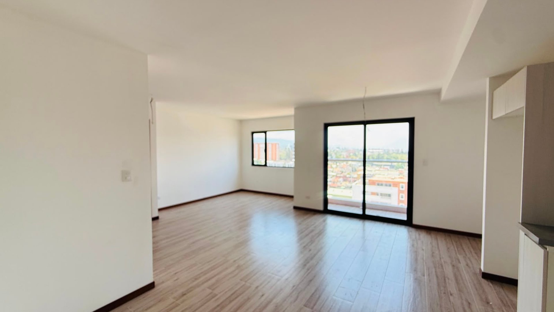 VENTA DE CÉNTRICO APARTAMENTO PARA ESTRENAR - NEO 2, ZONA 10 