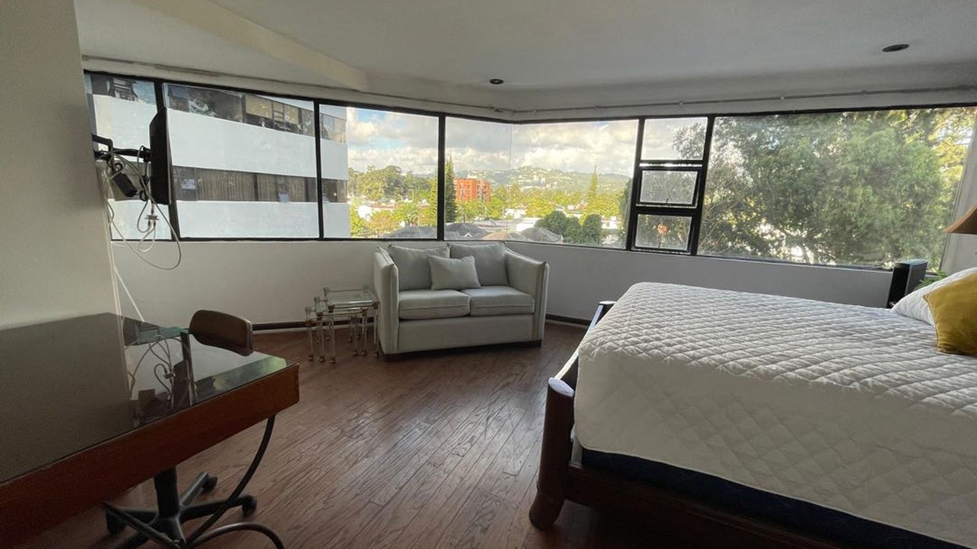 Alquiler de apartamento Amueblado y Equipado Pacífica Plaza Zona 14 - Miniatura 9