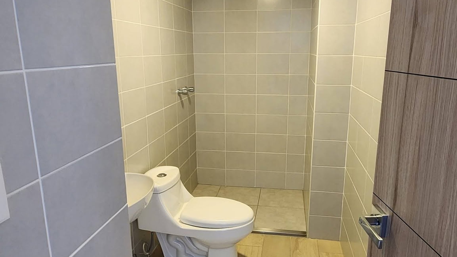 Apartamento amplio en alquiler ARMONIA, Zona 12 - Miniatura 8