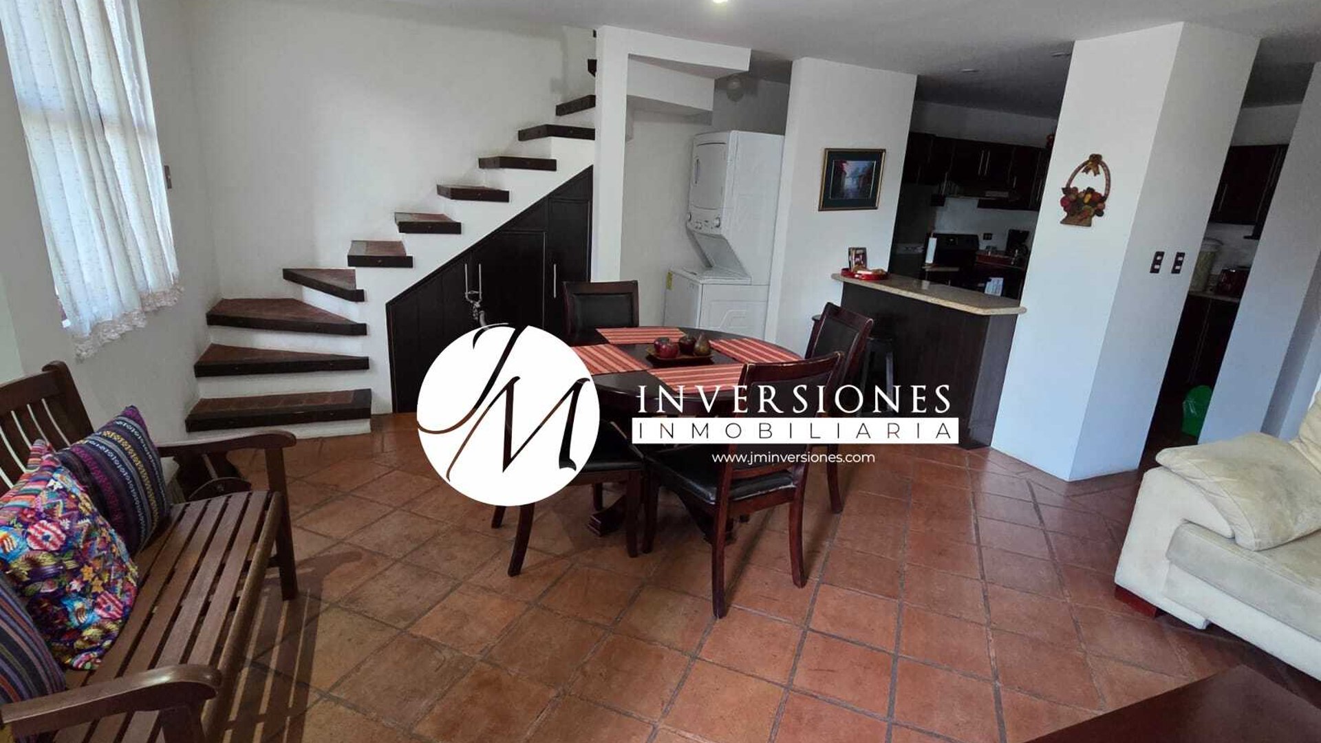 Casa en venta dentro de condominio en Antigua Guatemala - Miniatura 2
