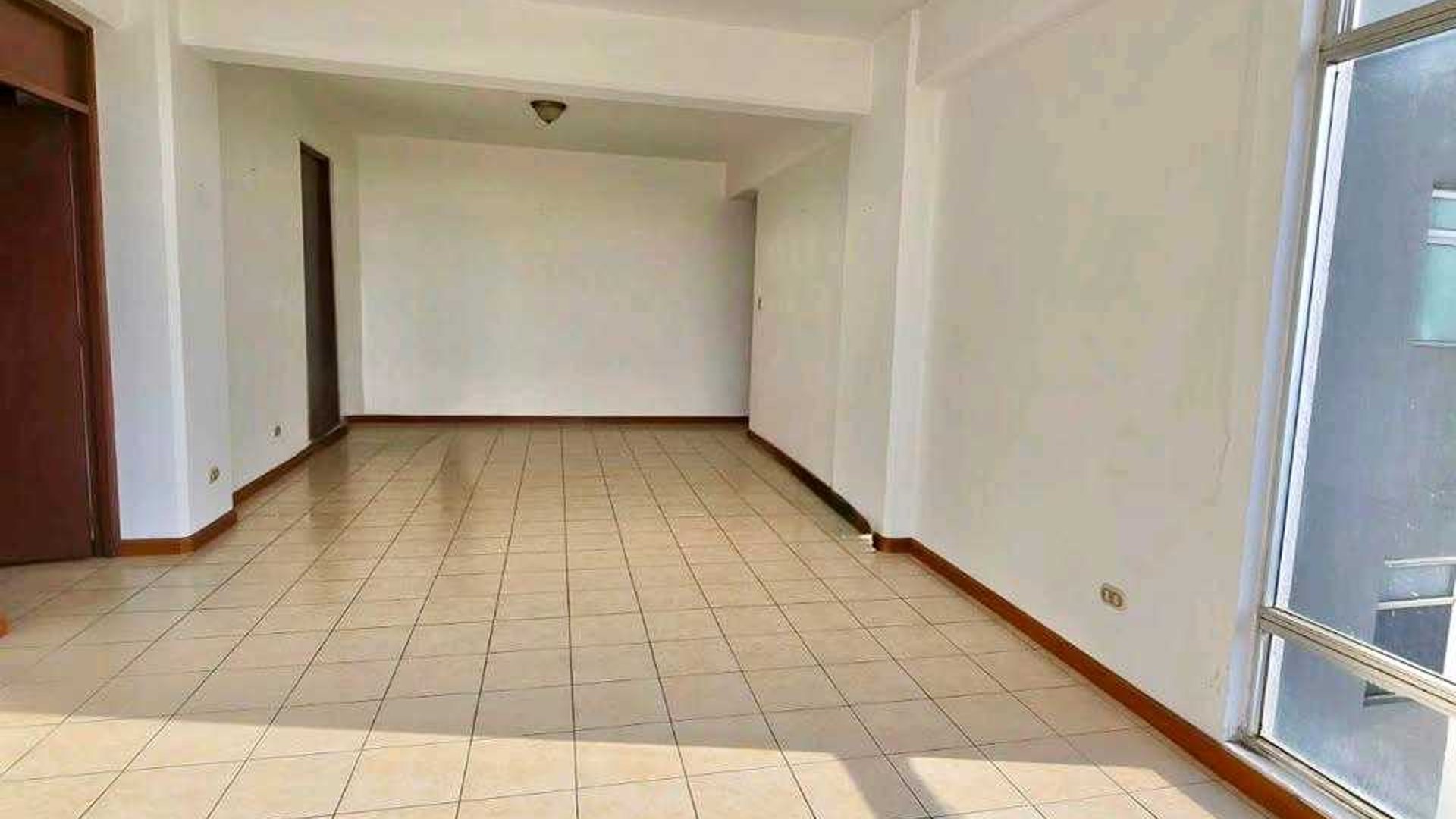 APARTAMENTO EN ALQUILER ???? Edificio Convista, Zona 15, San Lázaro - Miniatura 3