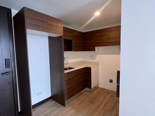 APARTAMENTO CON JARDÍN - Image 6