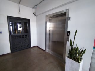 Bodeguitas en alquiler, Áttico zona 13. - 4