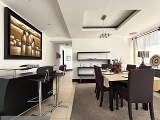 Apartamento en Alquiler / Venta , zona 10 - 4