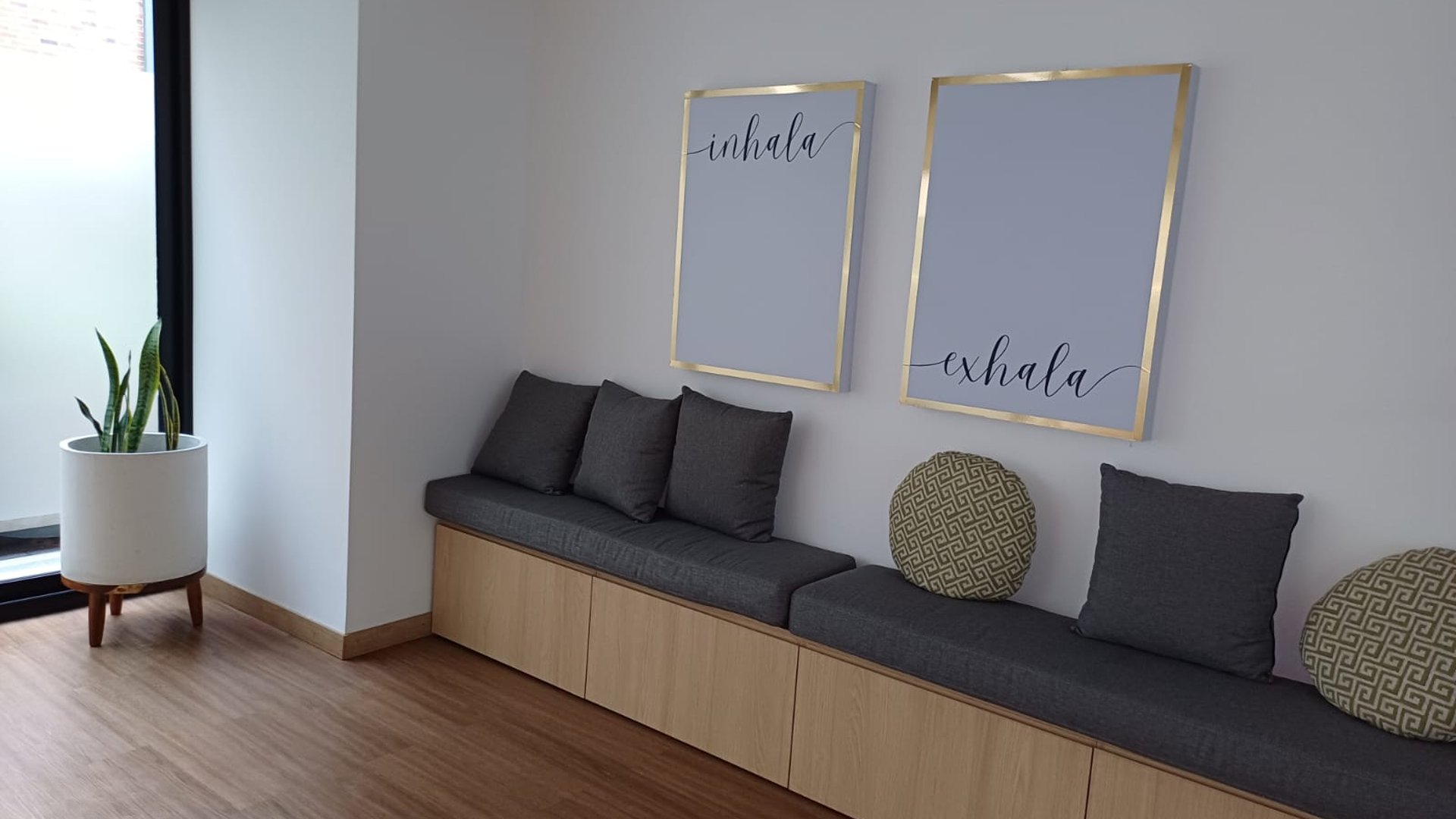 APARTAMENTO AMUEBLADO EN RENTA EN CENDANA ZONA 9 - Miniatura 10