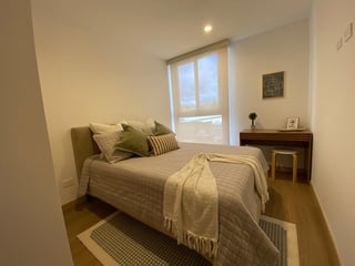 APARTAMENTO AMUEBLADO EN VENTA EN VIVO 4, ZONA 4 - 5