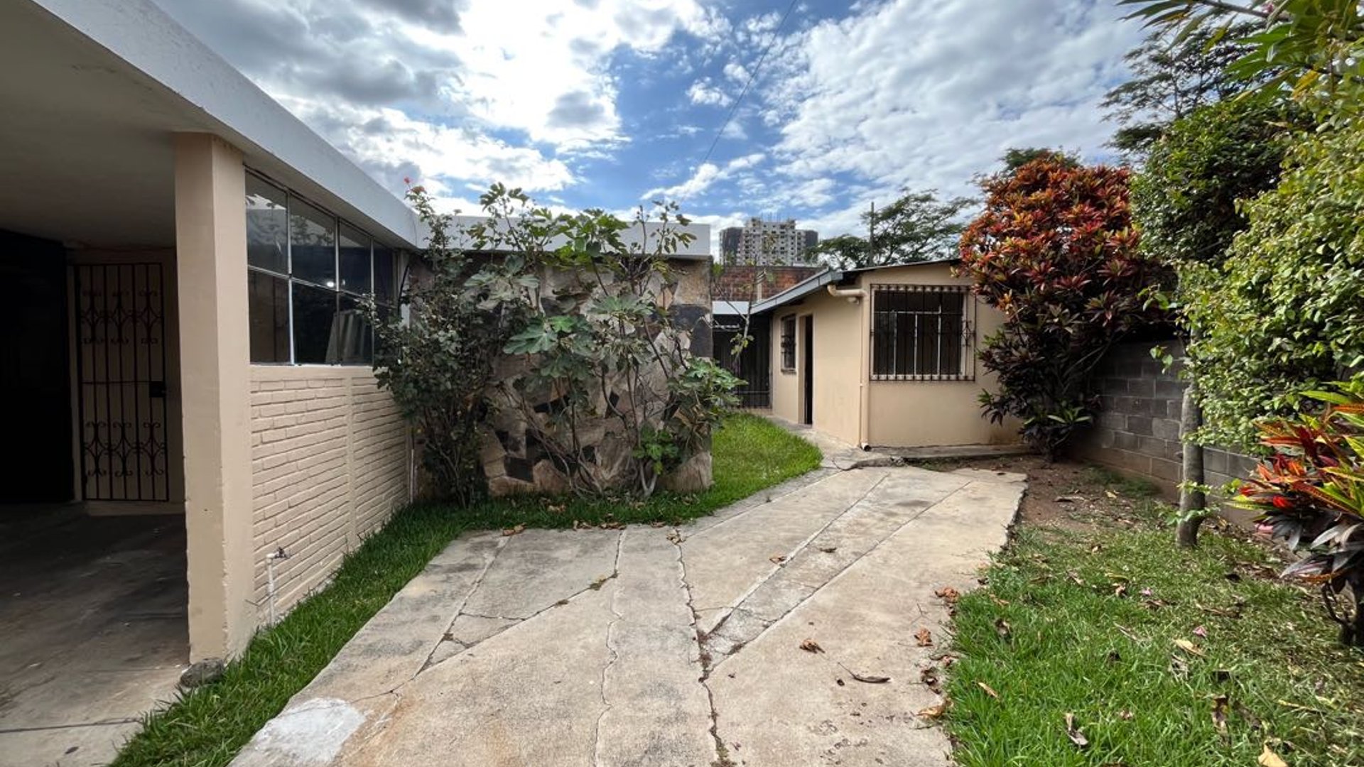 Casa en Venta, Loma Linda, Zona 11 - Miniatura 21