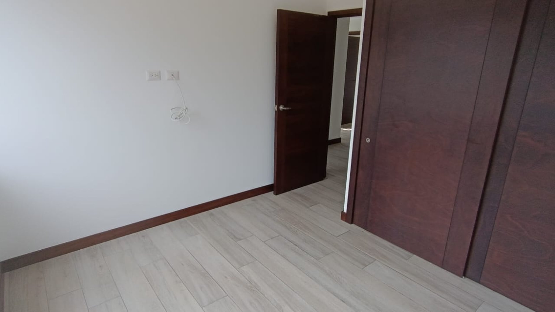 Apartamento en renta - 3 habitaciones cercano a las Americas Ref-5950 - Miniatura 5