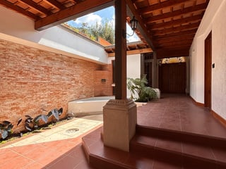 Casa en venta, en Antigua Guatemala - 3