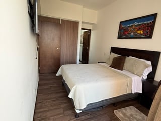 Apartamento amueblado en alquiler en Zona 10, Ciudad de Guatemala - 3